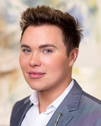 1763519679_MichaelJohnson-1